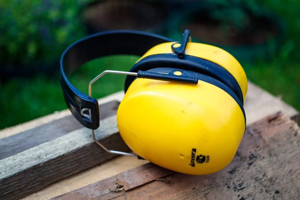 earplugs noise reduction headphones 4561728